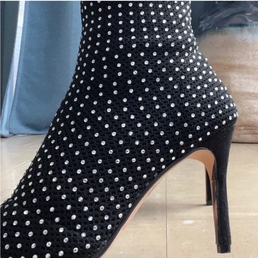 ✨NEW✨EXCEPTIONALLY BEAUTIFUL & SPARKLY RHINESTONE BOOTIES - Picture 2 of 6